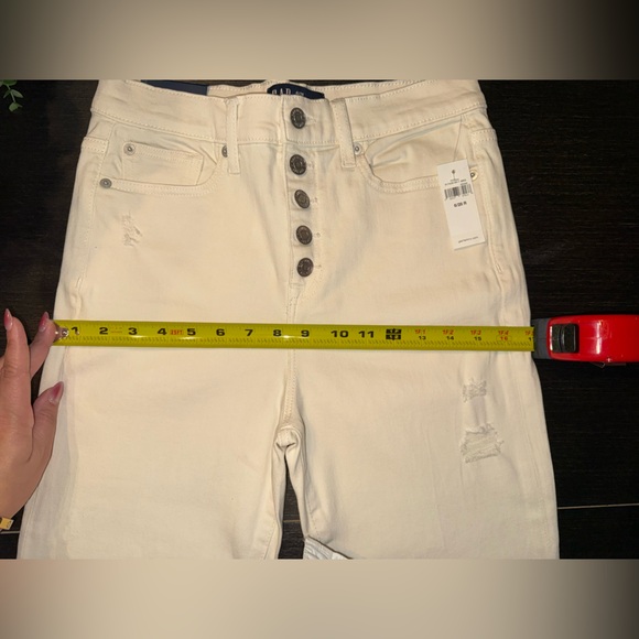 Gap High Rise White Button-Fly Jeans - Picture 9 of 9